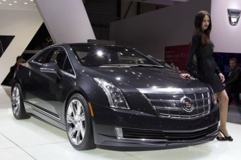 Гибридный Cadillac ELR не хотят продавать Гибридный Cadillac ELR не хотят продавать