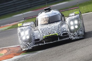 Porsche 919 Hybrid показали в Женеве