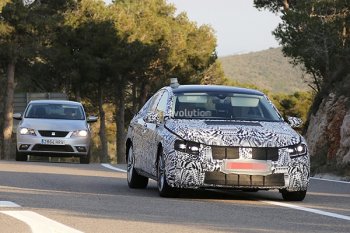 Начались тесты нового Volkswagen Passat Начались тесты нового Volkswagen Passat