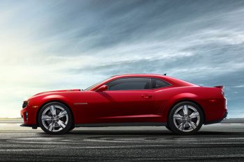 Прошло запланированное обновление седана Dodge Charger Прошло запланированное обновление седана Dodge Charger