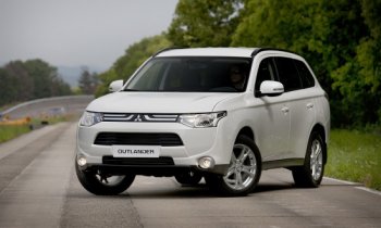 Продажи нового Outlander официально стартовали
