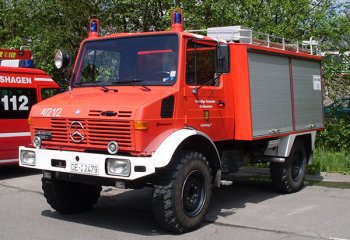   Mercedes Unimog   