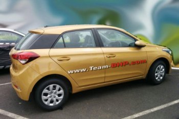Появились шпионские фото Hyundai i20 следующего поколения Появились шпионские фото Hyundai i20 следующего поколения