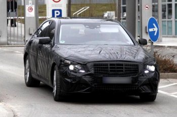 Шпионам попался кабриолет Mercedes S-класс Шпионам попался кабриолет Mercedes S-класс