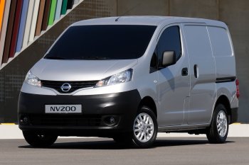 Объявлена стоимость развозных фургонов Nissan NV200