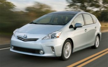 Прошло обновление модели Toyota Prius+ Прошло обновление модели Toyota Prius+