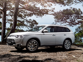 В России появился спортивный Mitsubishi Outlander