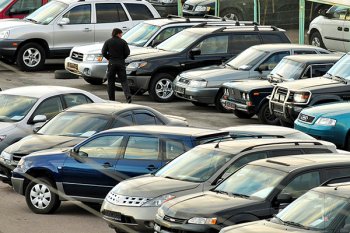 Продажа подержанных автомобилей в Москве: причины популярности
