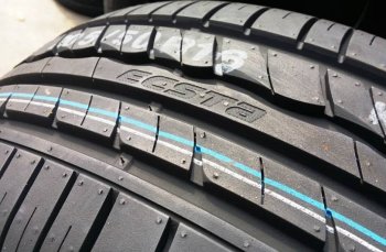 BMW 3 Series будут оснащаться шинами Kumho Ecsta HM