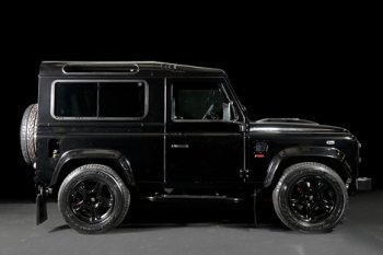 Land Rover Defender получил от тюнеров новый двигатель Land Rover Defender получил от тюнеров новый двигатель