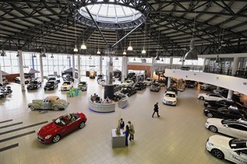 Продажи новых авто в России упали на 11 процентов Продажи новых авто в России упали на 11 процентов